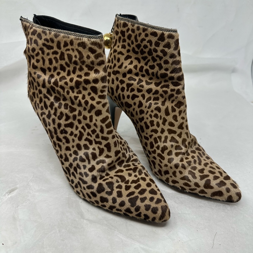Walter Steiger Leopard Print Ankle Back Zipper with Ball Pull... Size 37.5